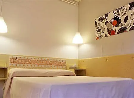 Hotel Arco Youth